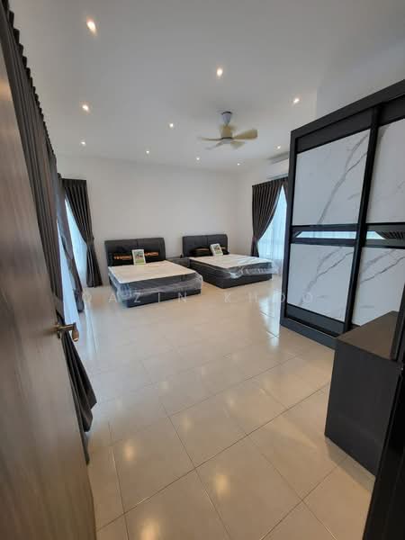 Bungalow for Sale in Sungai Siput (Perak) - Qazin Khoo - Bedroom - PropertyGuru.com.my
