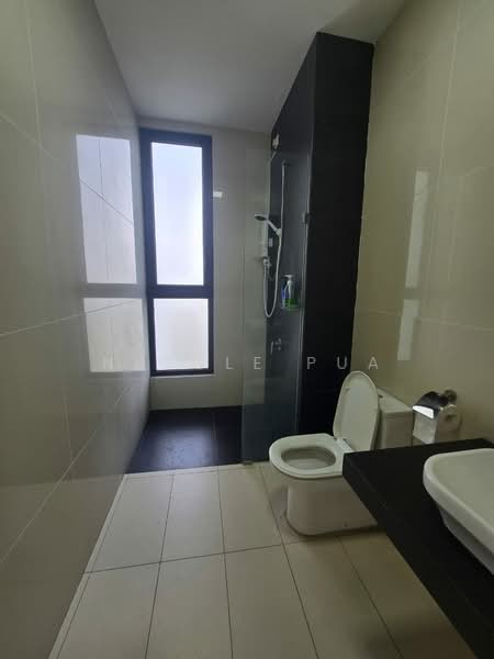 Pangsapuri untuk Dijual di Eco Nest @ Eco Botanic - Nicole Pua - Bathroom - PropertyGuru.com.my