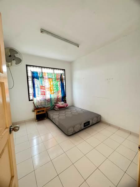 Apartment for Rent at Villa Krystal @ Bandar Selesa Jaya - Nick Low - Bedroom - PropertyGuru.com.my