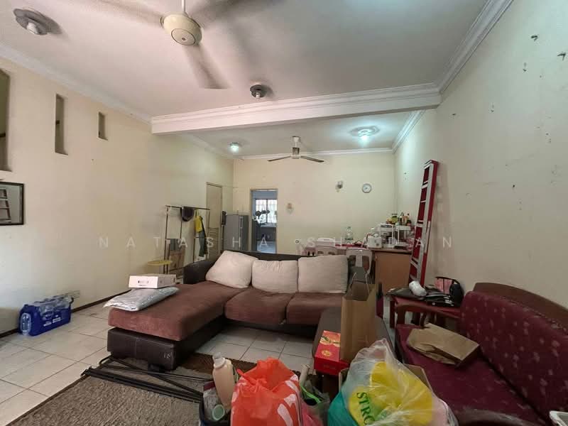 2-storey Terraced House for Sale in Bukit Jelutong (Shah Alam) - Natasha Shadan - Living Room - PropertyGuru.com.my