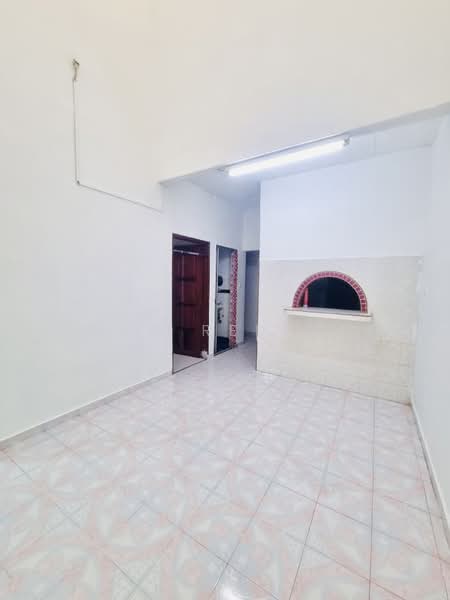 Rumah Teres 1 Tingkat untuk Dijual di Taman Desa Idaman (Durian Tunggal) - Mohd Redzuan - Interior - PropertyGuru.com.my