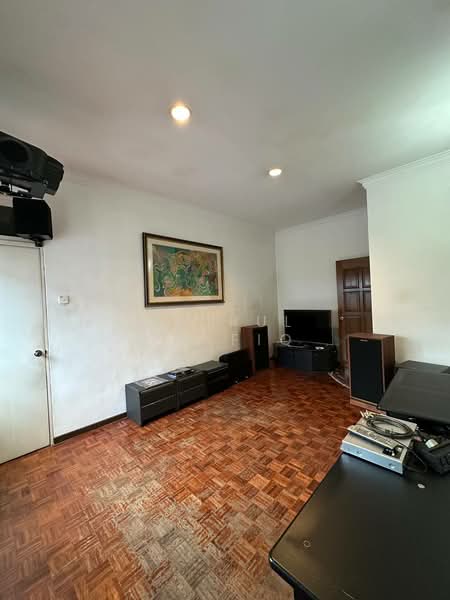 Bungalow for Sale in Taman Desa (Kuala Lumpur) - Amirul Shafiq - Living Room - PropertyGuru.com.my