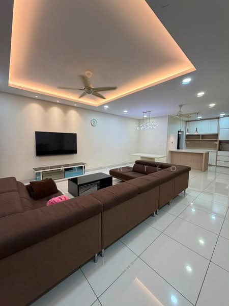 Rumah Teres 2 Tingkat untuk Disewa di Taman Mount Austin (Tebrau) - Jayson Teo - Living Room - PropertyGuru.com.my