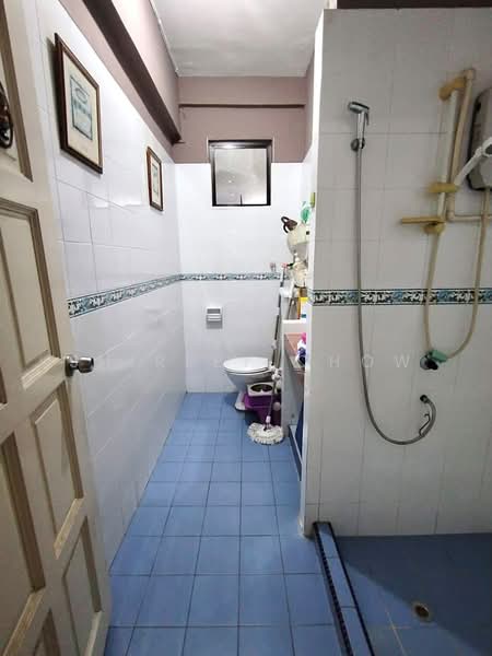 Apartment for Sale at Rainfield Court - shirley Chow - Bathroom - PropertyGuru.com.my