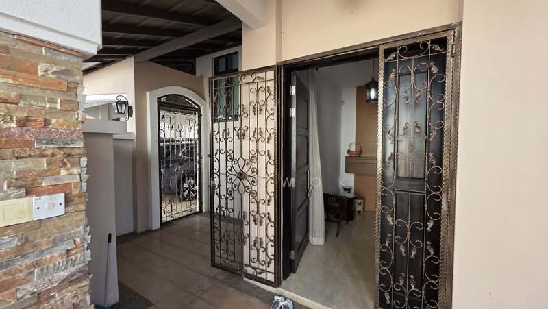 Banglo Lot Kosong untuk Dijual di Batu Ferringhi (Penang) - KK Kwok - Entrance - PropertyGuru.com.my