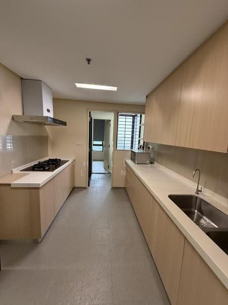 Service Residence for Rent at i-Zen @ Kiara 2 - Phyllis Leong - Kitchen - PropertyGuru.com.my