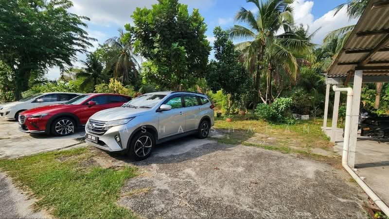 2-storey Terraced House for Sale in Seksyen 19 (Shah Alam) - Natasha Shadan - Exterior - PropertyGuru.com.my
