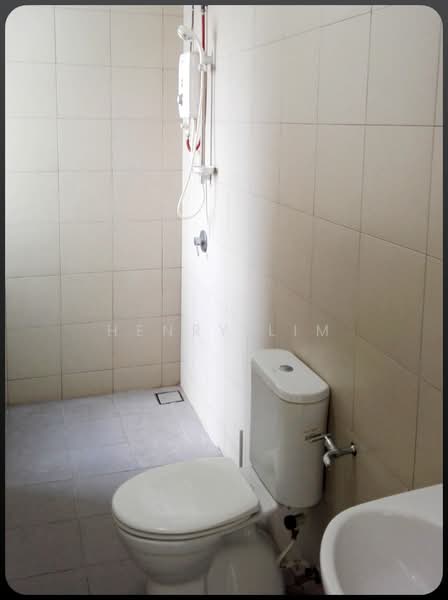 Condominium for Rent at 222 Residency - Henry Lim - Bathroom - PropertyGuru.com.my