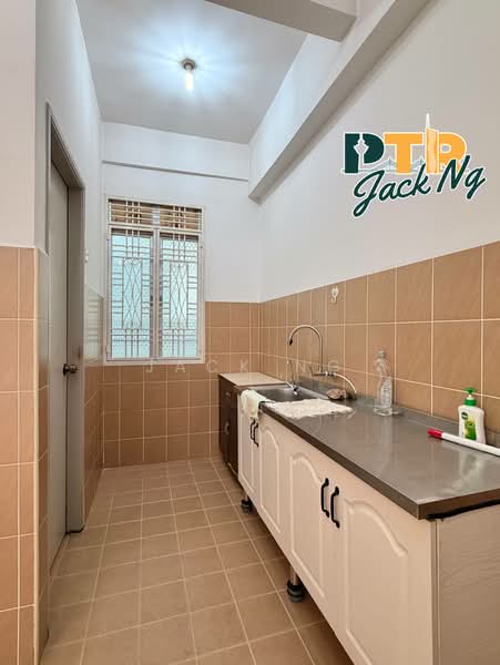 Kondominium untuk Disewa di Cassia Resort Condominium - Jack Ng - Kitchen - PropertyGuru.com.my