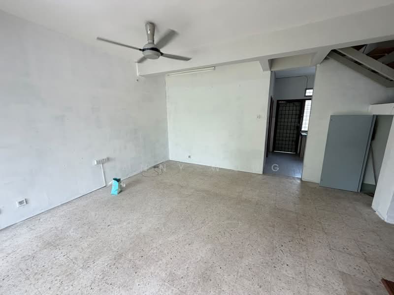 2-storey Terraced House for Sale in Bukit Sentosa (Rawang) - Danny Wong - Living Room - PropertyGuru.com.my