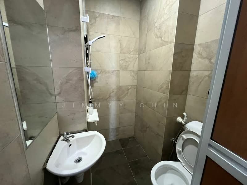 Apartment for Sale at The Roxy - Jimmyy Chin - Bathroom - PropertyGuru.com.my