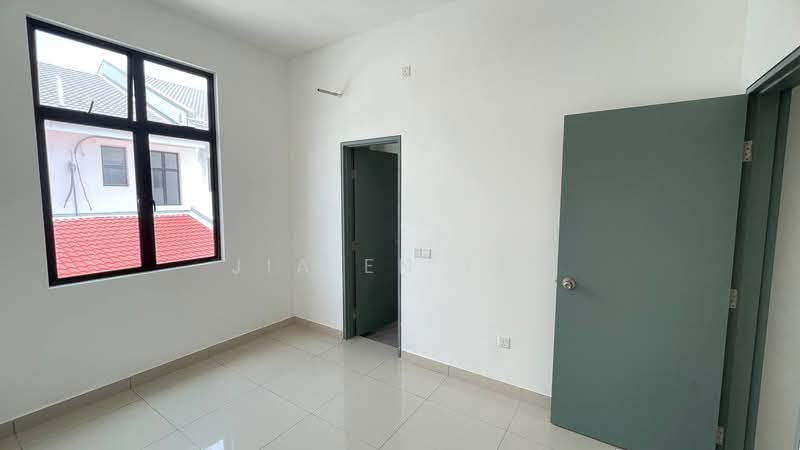 2-storey Terraced House for Sale in Bandar Baru Permas Jaya (Permas Jaya) - Jia En Lee - PropertyGuru.com.my