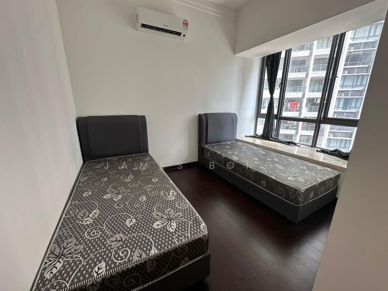 Pangsapuri untuk Disewa di R&F Princess Cove Phase 1 - James Bong - Bedroom - PropertyGuru.com.my
