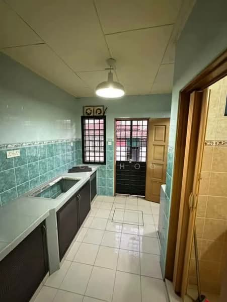 Rumah Teres 1.5 Tingkat untuk Disewa di Taman Perling (Perling) - YC Khoo - PropertyGuru.com.my