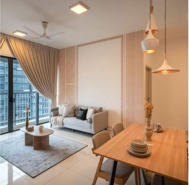 Servis Apartment untuk Disewa di Setia City Residences - Eve Wong - Living Room - PropertyGuru.com.my