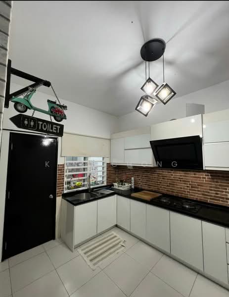 2-storey Terraced House for Sale in Semenyih (Selangor) - Kent Chong - Kitchen - PropertyGuru.com.my