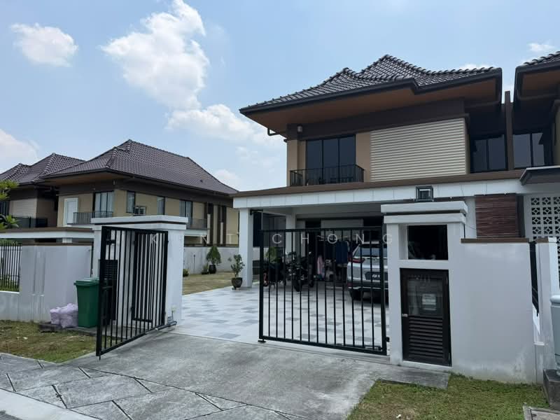 Rumah Berkembar untuk Dijual di Taman Tasik Semenyih (Semenyih) - Kent Chong - Exterior - PropertyGuru.com.my