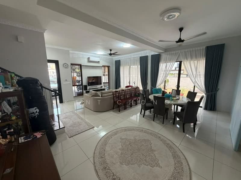 Rumah Berkembar untuk Dijual di Taman Tasik Semenyih (Semenyih) - Kent Chong - Living Room - PropertyGuru.com.my