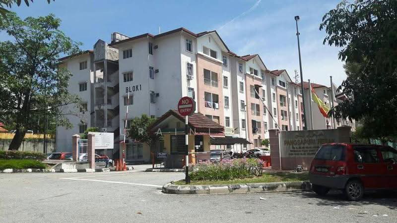 Pangsapuri untuk Disewa di Resak Apartment - Zuraini Soh - Exterior - PropertyGuru.com.my