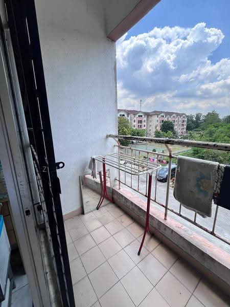 Pangsapuri untuk Disewa di Resak Apartment - Zuraini Soh - Balcony - PropertyGuru.com.my