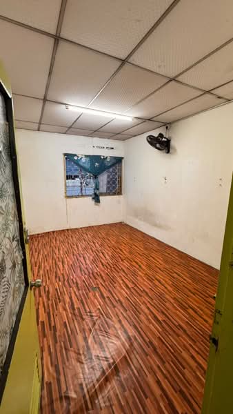 Kedai / Pejabat untuk Disewa di Taman Tasek (Johor Bahru) - Ivy Low - Interior - PropertyGuru.com.my