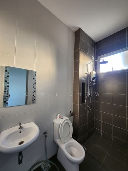 2-storey Terraced House for Rent in Seremban 2 (Negeri Sembilan) - Cloie Chow - Bathroom - PropertyGuru.com.my