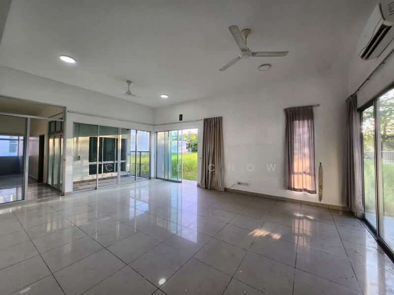 2-storey Terraced House for Rent in Seremban 2 (Negeri Sembilan) - Cloie Chow - Living Room - PropertyGuru.com.my
