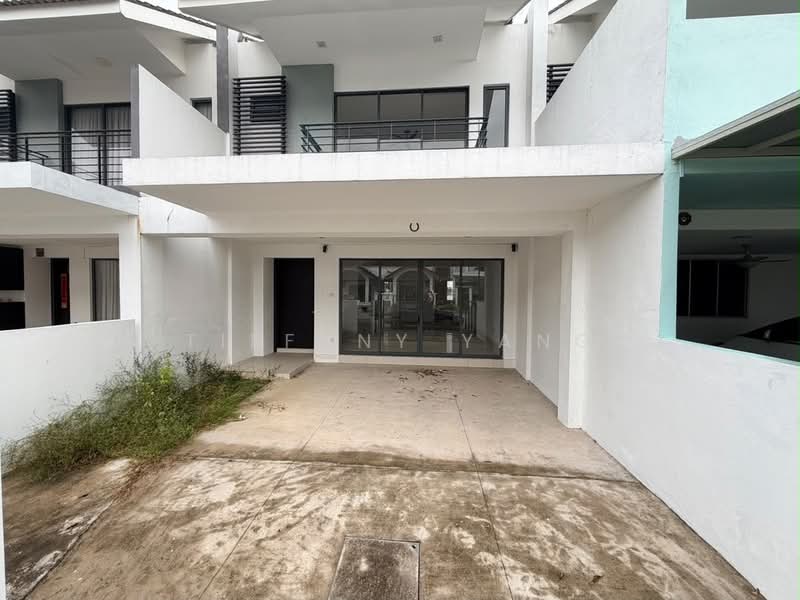 2-storey Terraced House for Sale in Bandar Country Homes (Rawang) - Tiffany Yang - PropertyGuru.com.my