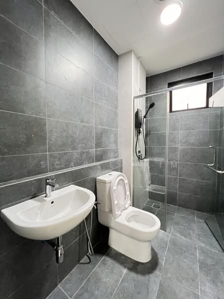 Service Residence for Sale at Lavile Kuala Lumpur - SCARLET LIM - Bathroom - PropertyGuru.com.my