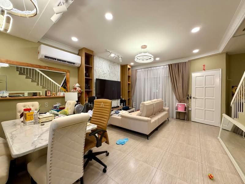 Terraced House for Sale in Taman Sri Aman (Cheras) - Stephanie Yong - Living Room - PropertyGuru.com.my