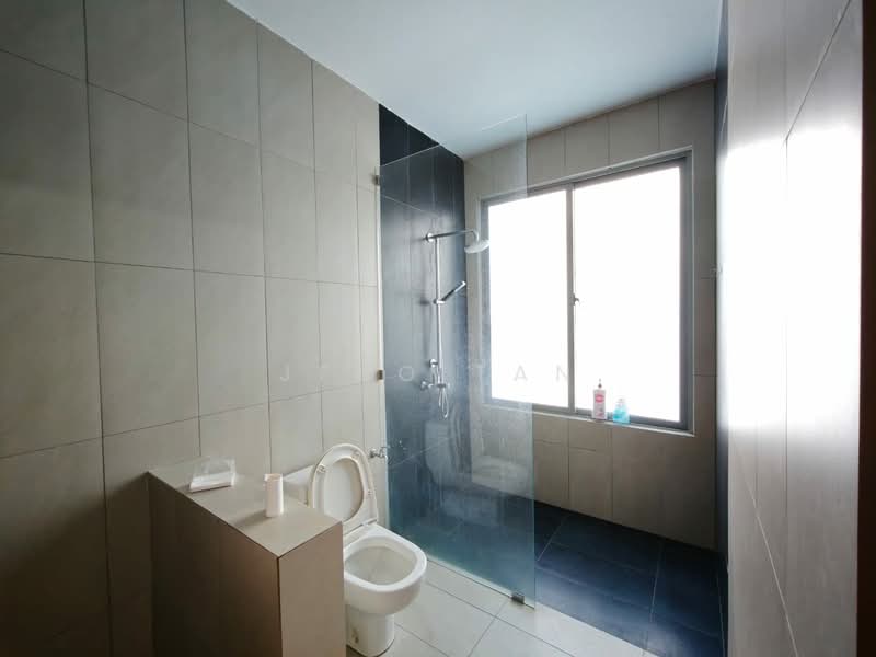 Rumah Berkembar untuk Disewa di Kuching (Sarawak) - Jeno Tan - Bathroom - PropertyGuru.com.my
