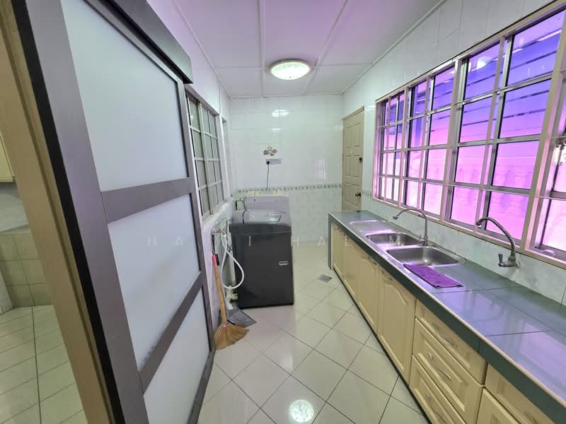Rumah Berkembar untuk Dijual di Seksyen 9 (Shah Alam) - Hairi Halim - PropertyGuru.com.my