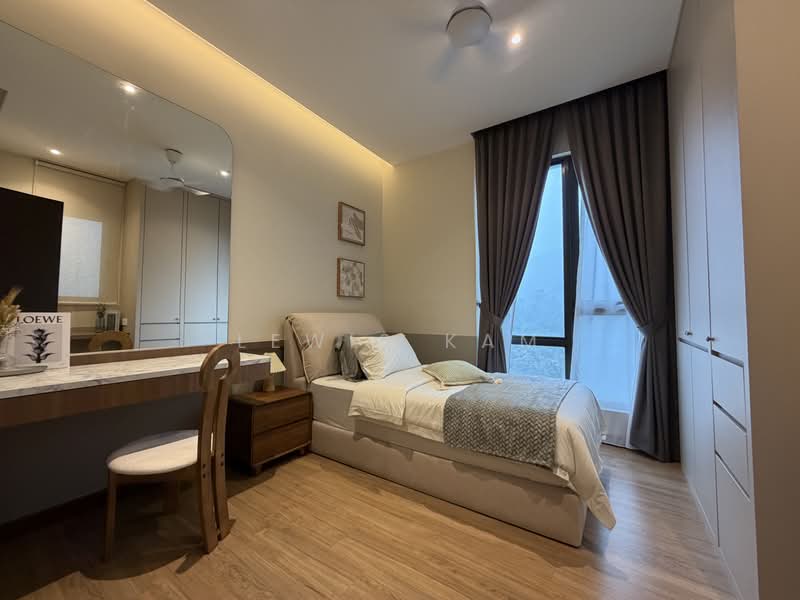 Kondominium untuk Dijual di The Marin at Ferringhi - Lewis Kam - Bedroom - PropertyGuru.com.my