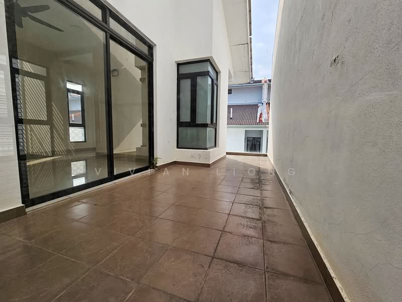 Rumah Teres 3 Tingkat untuk Disewa di Bangi (Selangor) - Vivian Liong - Exterior - PropertyGuru.com.my