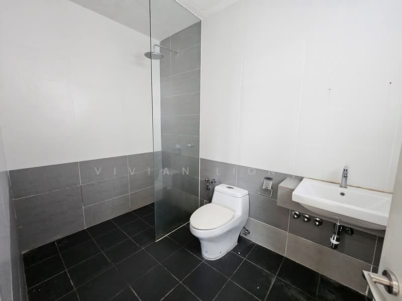Rumah Teres 3 Tingkat untuk Disewa di Bangi (Selangor) - Vivian Liong - Bathroom - PropertyGuru.com.my