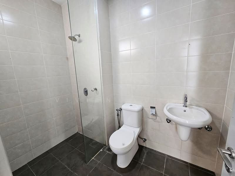 Rumah Teres 3 Tingkat untuk Disewa di Bangi (Selangor) - Vivian Liong - Bathroom - PropertyGuru.com.my