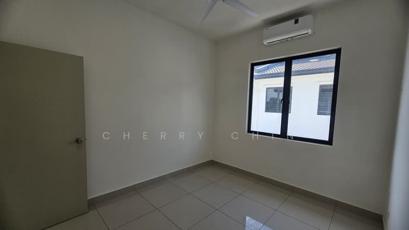 Rumah Teres 2 Tingkat untuk Disewa di Telok Panglima Garang (Selangor) - Cherry Chin - Medium Room 2 - PropertyGuru.com.my