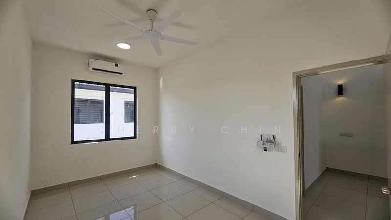 Rumah Teres 2 Tingkat untuk Disewa di Telok Panglima Garang (Selangor) - Cherry Chin - Medium Room - PropertyGuru.com.my
