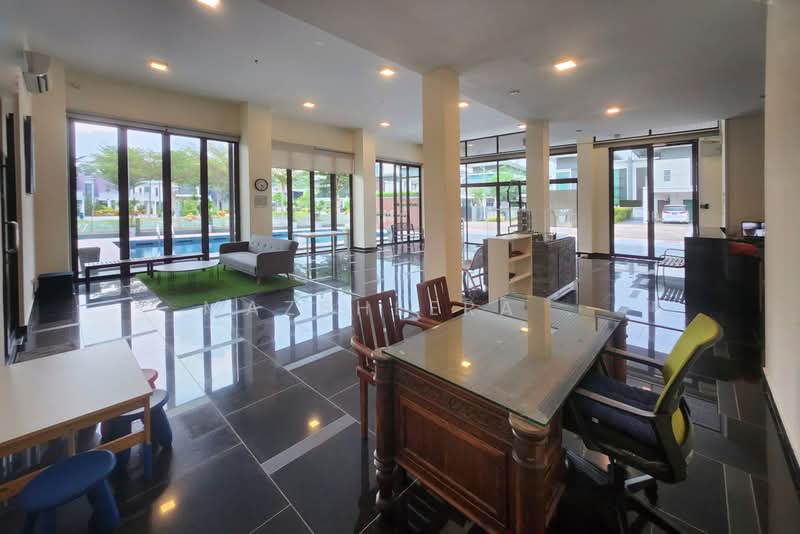 Bungalow for Sale in Perdana Lakeview East (Cyberjaya) - Mazsheera . - Lobby - PropertyGuru.com.my