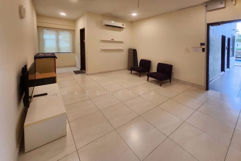 Bungalow for Sale in Perdana Lakeview East (Cyberjaya) - Mazsheera . - Bedroom - PropertyGuru.com.my