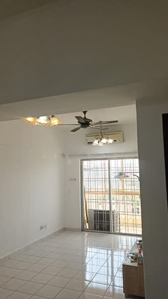 Pangsapuri untuk Disewa di Sri Lavender Apartment - Lee Soo Bee - Living Room - PropertyGuru.com.my