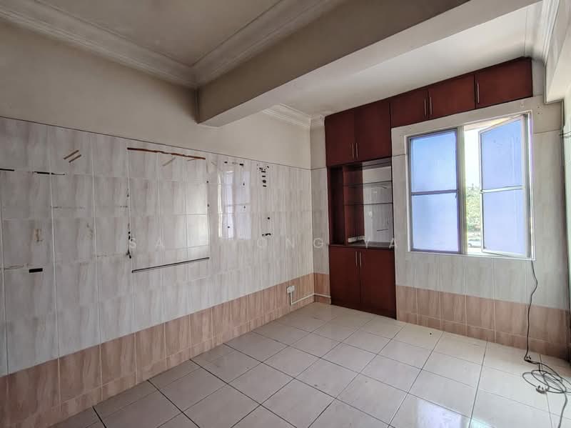 Shop / Office for Rent in Seksyen 3, Taman Kinrara (Puchong) - sau yong yap - Interior - PropertyGuru.com.my
