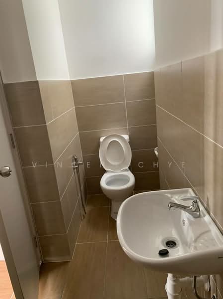 Kondominium untuk Disewa di Residensi Gembira 737 - Vincent Chye - Bathroom - PropertyGuru.com.my