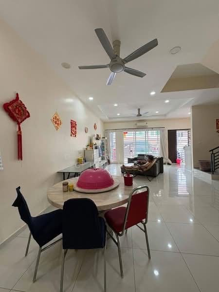 Rumah Teres 2 Tingkat untuk Dijual di Taman Sri Wan (Ipoh) - Derrick Chung - Living Room - PropertyGuru.com.my