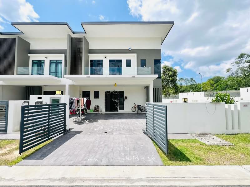 Rumah Teres untuk Dijual di Kajang (Selangor) - Wan Nurani - PropertyGuru.com.my