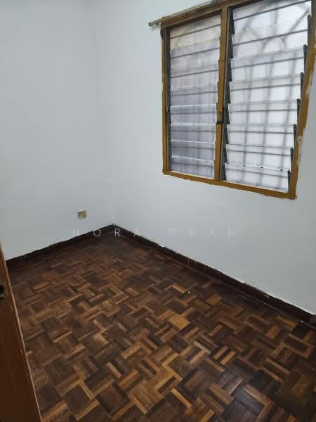 Pangsapuri untuk Disewa di Putra Permai Block C - Nora Dean - PropertyGuru.com.my