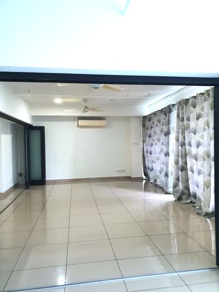 Servis Apartment untuk Dijual di Pacific Place - Pinky Liaw - Living Room - PropertyGuru.com.my