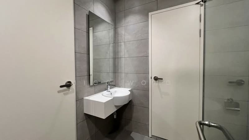 Servis Apartment untuk Disewa di Dorsett Waterfront Subang - Mico Wong - Bathroom - PropertyGuru.com.my