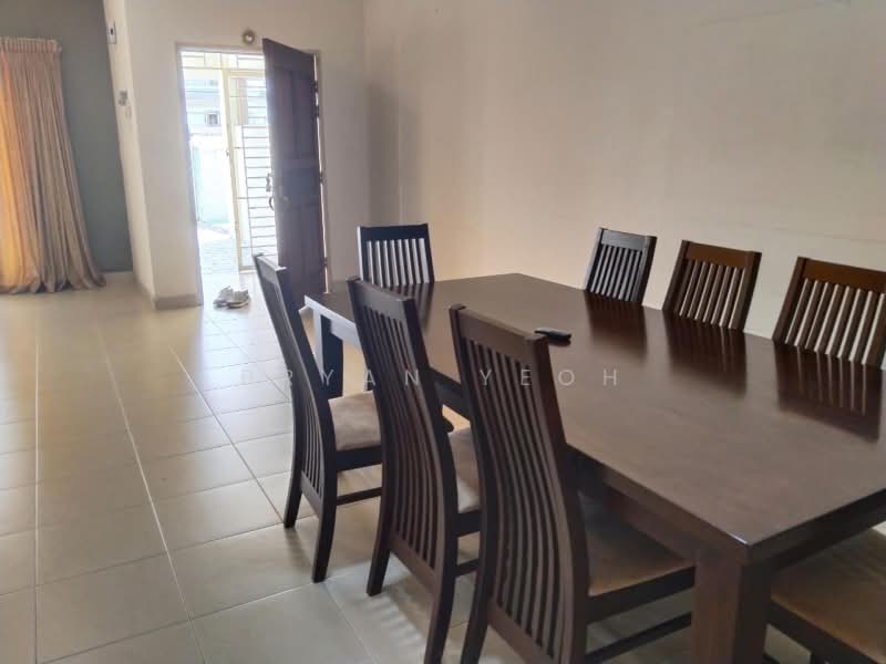 2-storey Terraced House for Rent in Klang (Selangor) - Bryan Yeoh - Dining Room - PropertyGuru.com.my