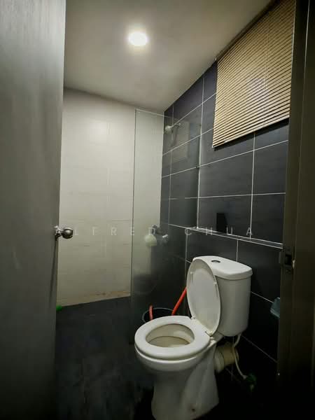 Apartment for Sale at HK Square Apartment - Alfred Chua - Bathroom - PropertyGuru.com.my